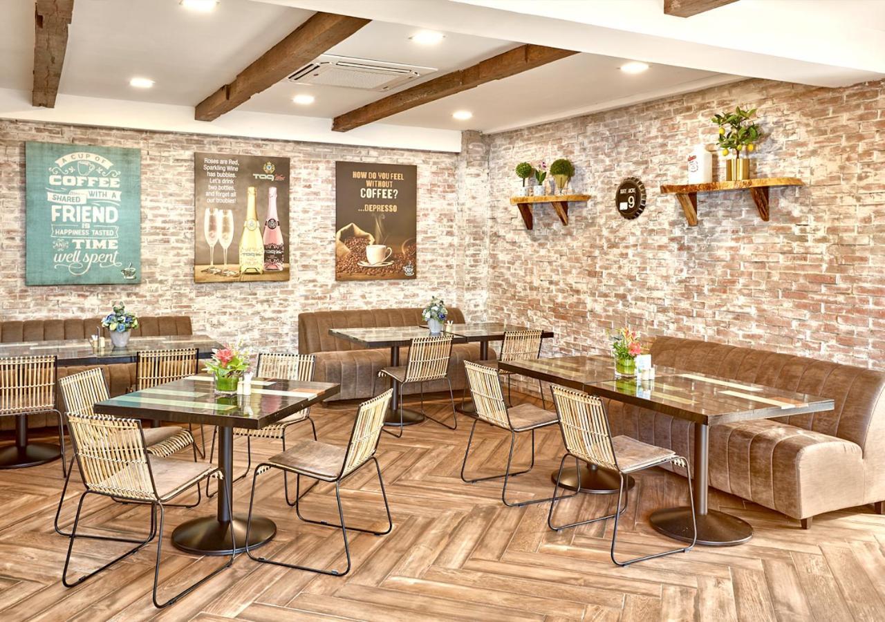 Tag Resort Coron Εξωτερικό φωτογραφία